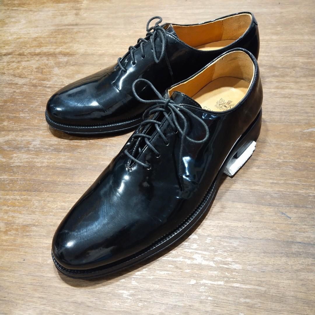Cole haan patent leather shoes discount