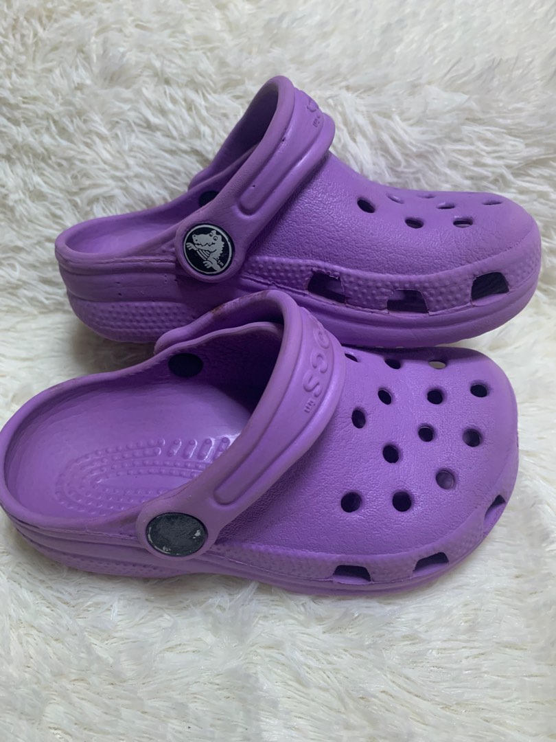 Crocs C 8-9, Babies & Kids, Babies & Kids Fashion on Carousell