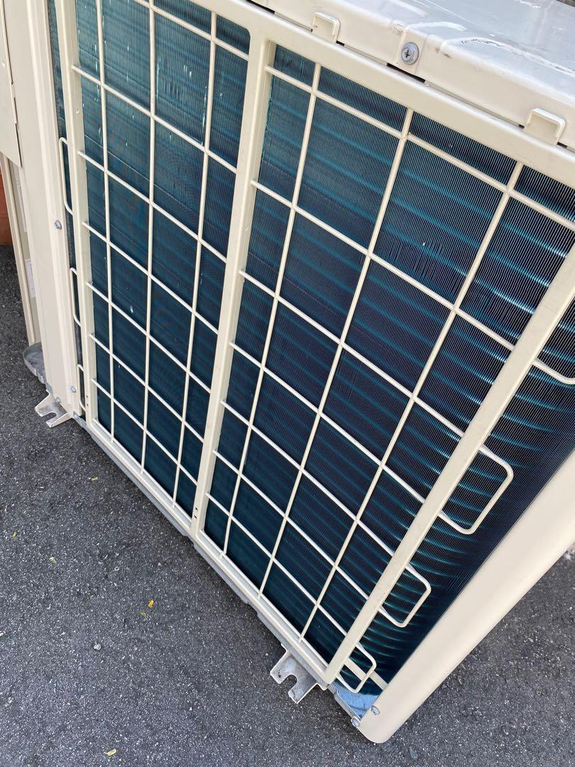 DAIKIN system 3 second hand aircon Compressor is BRAND NEW!!!, TV