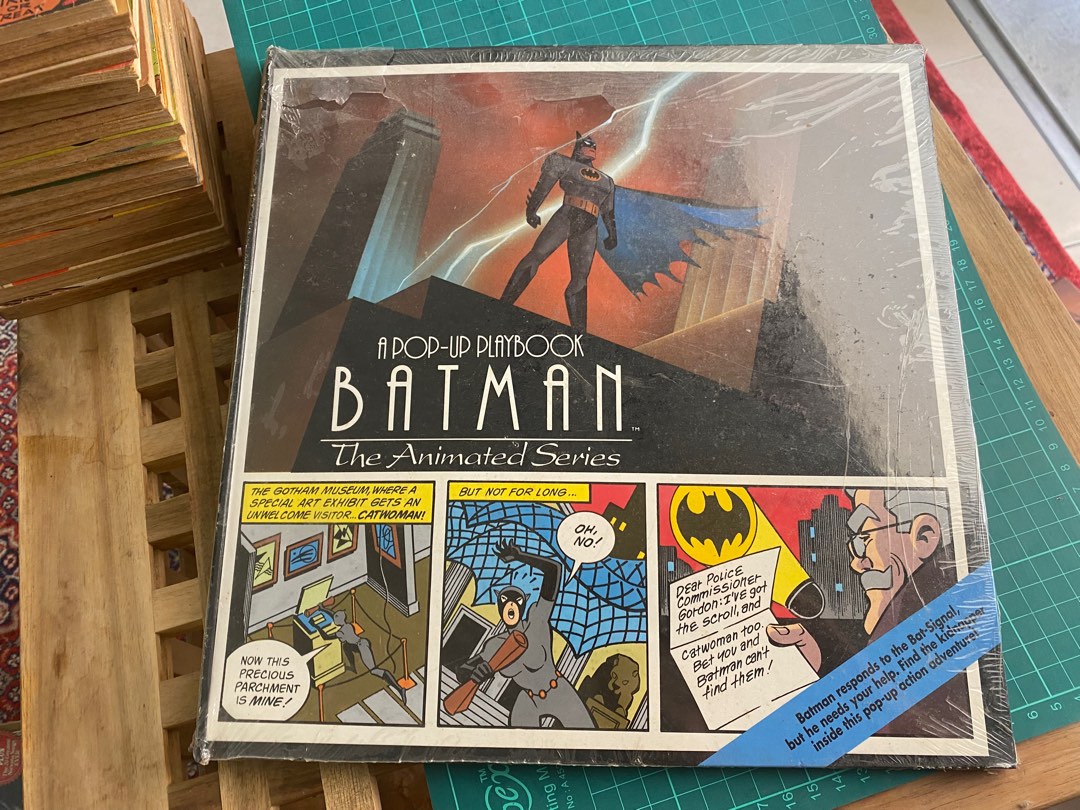 DC Batman Animated Pop-Up Playbook, Hobbies & Toys, Collectibles &  Memorabilia, Vintage Collectibles on Carousell