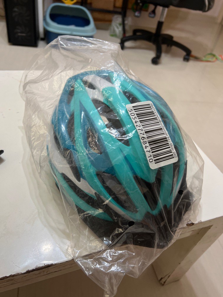 Deliveroo Helmet, Sports Equipment, Bicycles & Parts, Parts