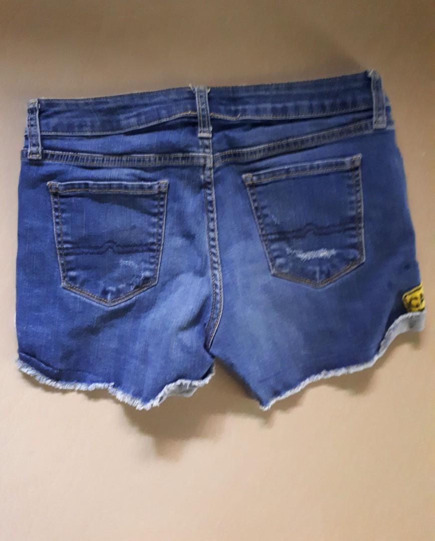 Denim shorts size 28 (Category: Shorts) located in Balanga. Submitted by _thriftizen (Listing ID 1190955584, Image 2). Description: like new condition waistline is very nice when worn.