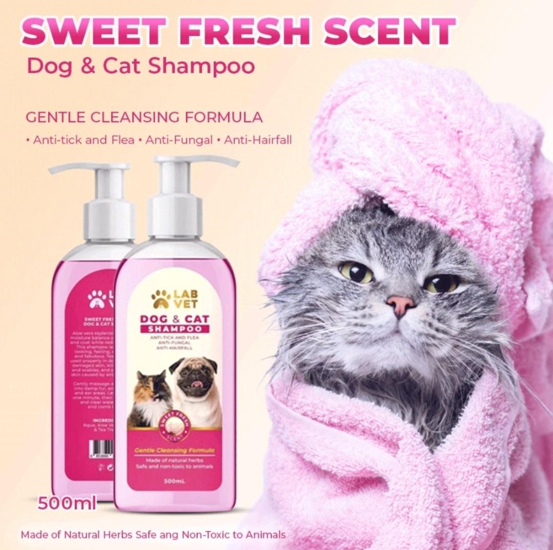 Dog and Cat Shampoo, 500ml, Pet Supplies, Health & Grooming on Carousell