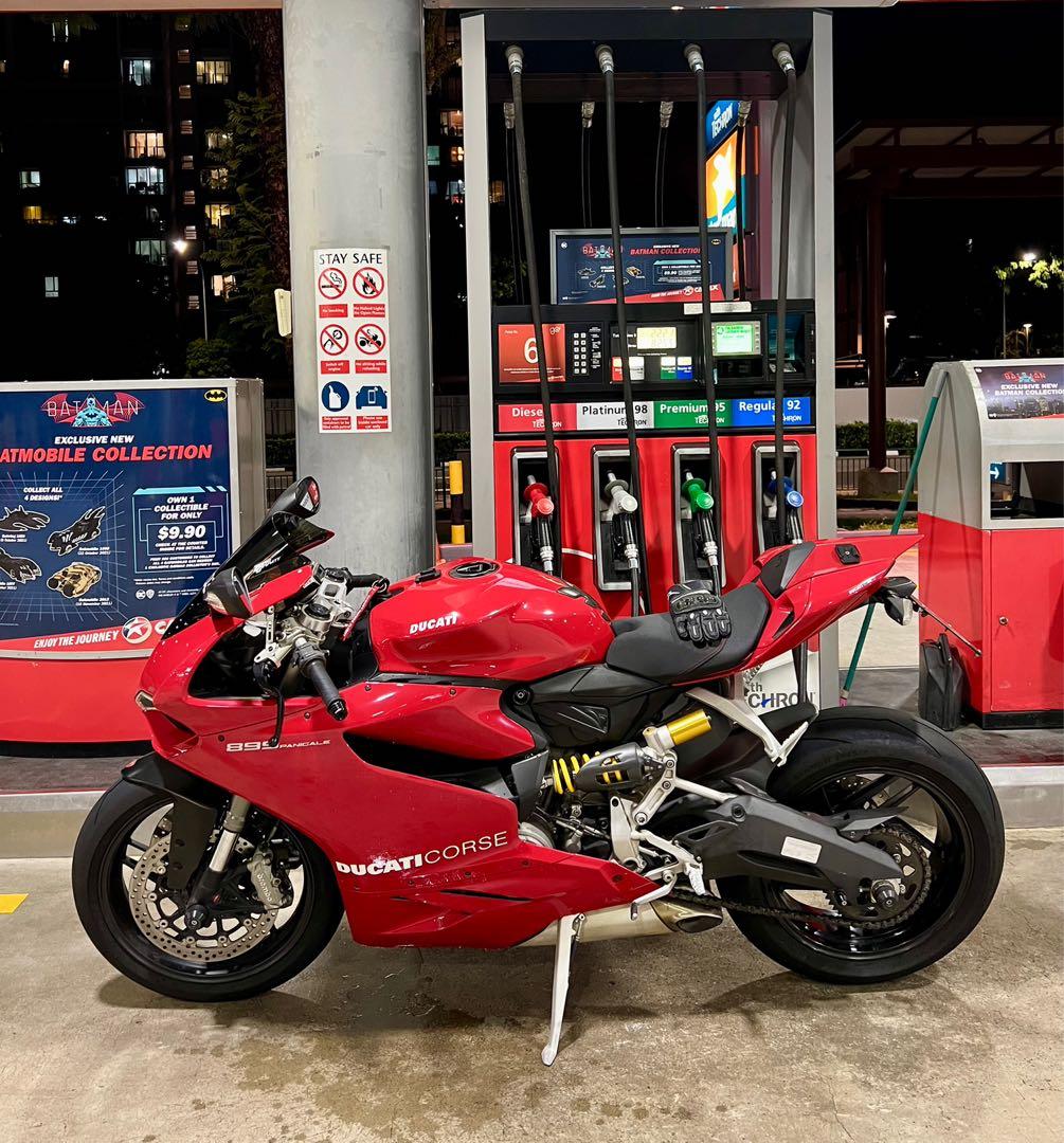 Ducati 2025 supersport 899