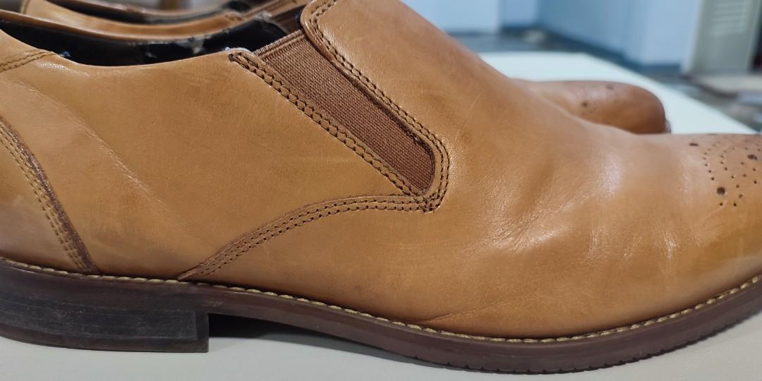 Genuine Rockport Brown Shoes (Category: Casual Shoes) located in Bacoor. Submitted by seventhservant (Listing ID 1191090459, Image 2). Description: For sale: Rockport brown shoes, used for less than 10x. Size: US 9.5, EU 43. Location: Imus, Cavite Can do shipping via lalamove, thanks..