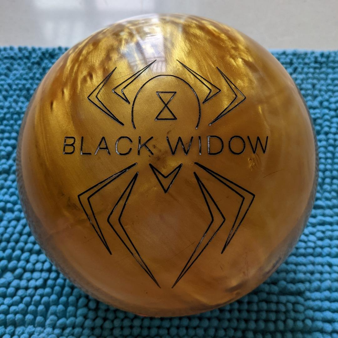 Hammer Black Widow Gold bowling ball 11lbs, Sports Equipment, Sports