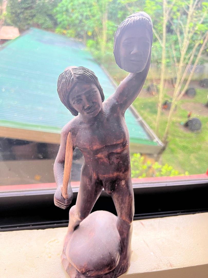 Head Hunter Antique (Category: Vintage Collectibles) located in Taytay. Submitted by mdbare (Listing ID 1191089487, Image 1). Description: 13 inches total height Antique Heavy wood.
