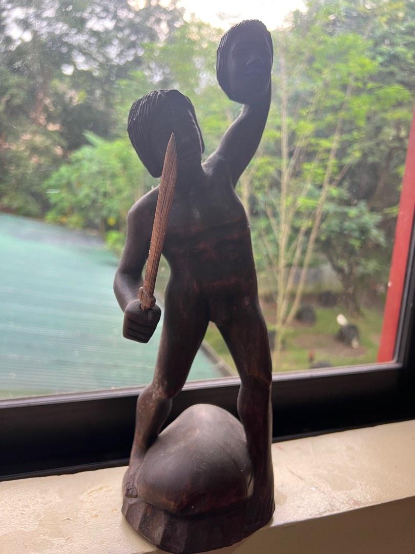 Head Hunter Antique (Category: Vintage Collectibles) located in Taytay. Submitted by mdbare (Listing ID 1191089487, Image 2). Description: 13 inches total height Antique Heavy wood.