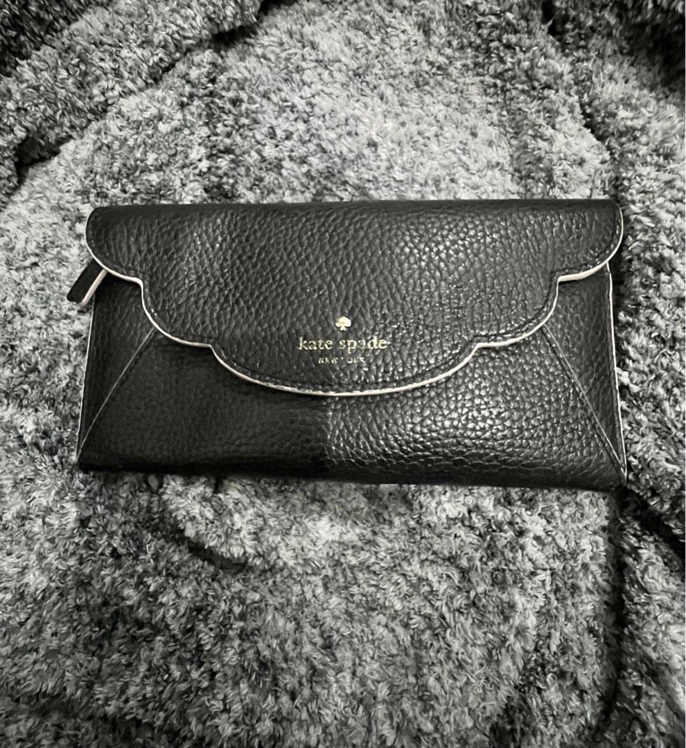 Kate Spade (Category: Luxury Bags & Wallets) located in Quezon City. Submitted by rnbhits (Listing ID 1191034779, Image 1). Description: Kaye Spade Wallet Clean inside and out, with card slots .