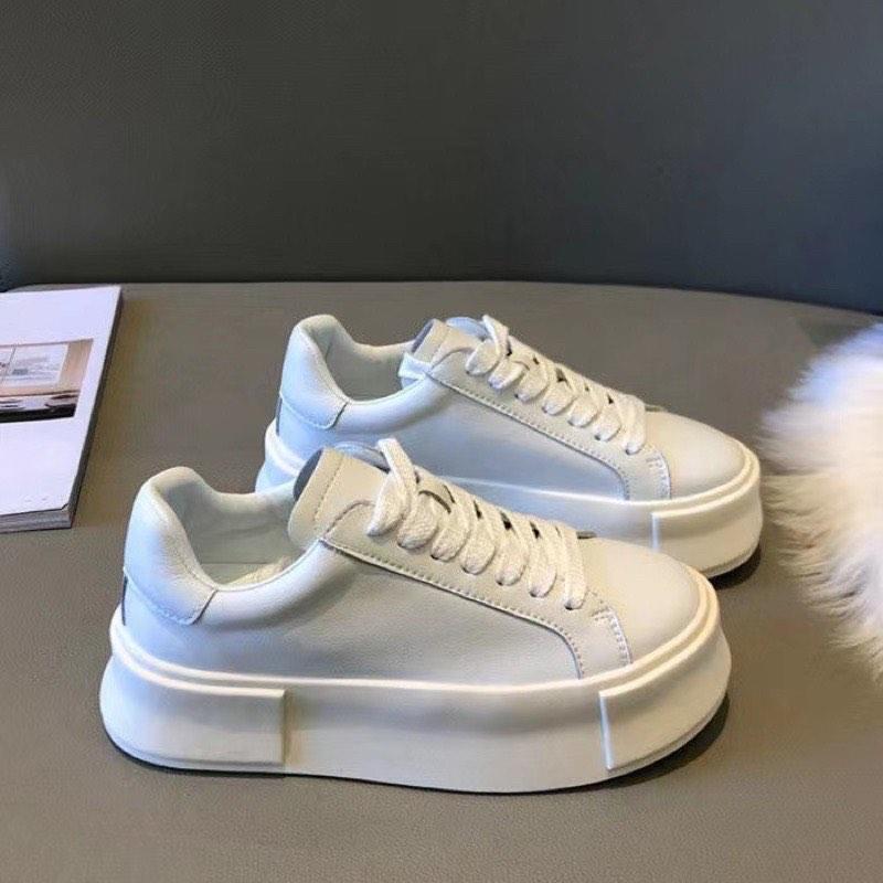 Korean White Platform Rubber Shoes Sneakers, Women's Fashion, Footwear,  Sneakers on Carousell