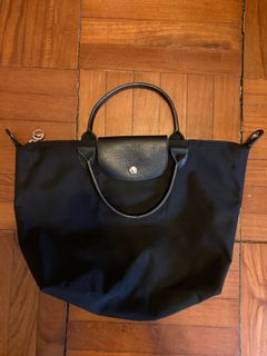 （分類：）位於 。 由 isistiger 提交（商品編號 1190971910，圖片 1）。簡介： 。