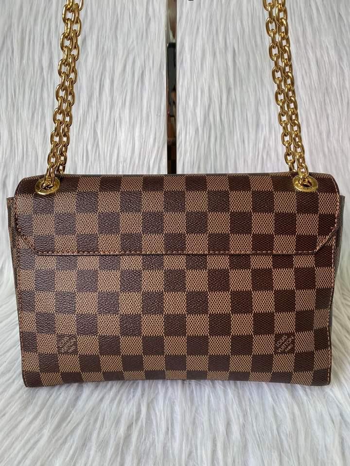 Louis Vuitton Vavin PM (Category: Luxury Bags & Wallets) located in Manila. Submitted by bagislifeshop (Listing ID 1191030612, Image 3). Description: ▪️Louis Vuitton Vavin PM▪️ ☑️Available in Manila ✅Date code: FB0271 ✅Condition: 9.5/10 (almost new) ✅Material: Damier ebene coated canvas ✅Dimensions: 25 x 17 x 9.5cm ✅Inclusion: Dustbag, cards, box and receipt.