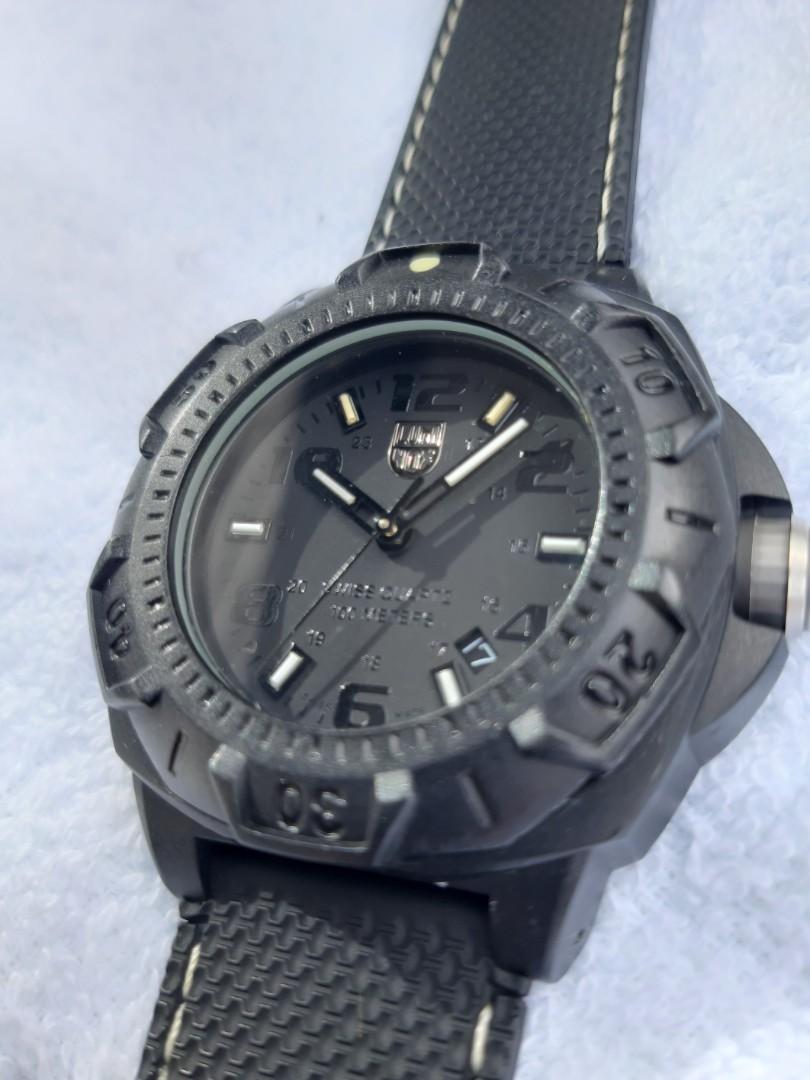 Luminox series 2024 0200