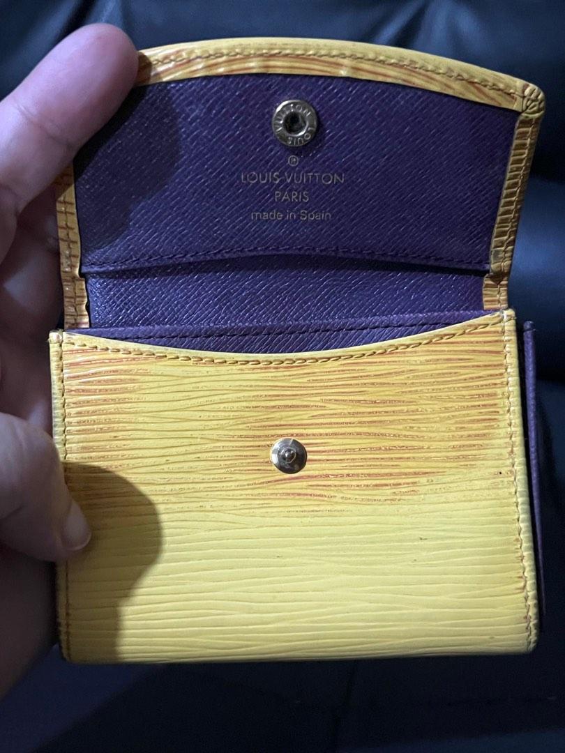 💯LV coin purse cardholder (Category: Luxury Bags & Wallets) located in Quezon City. Submitted by KK_declutterluxx (Listing ID 1190954381, Image 2). Description: 💯Auth LV Epi yellow coinpurse cardholder - well used, not brand new! Please expect signs of use - bawal sa maarte -please check all photos Sf sagot ni buyer QC location.