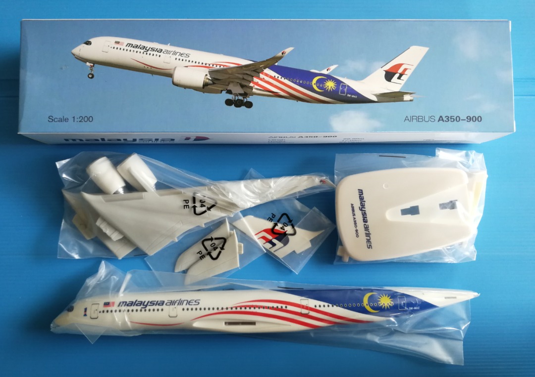 Malaysia Airlines A350 'Negaraku' Livery 1/200 1200 33cm(L) limited edition aircraft model