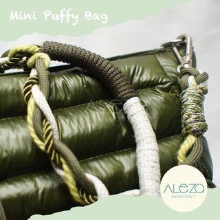 Mini puffy bag / mini pillow bag / tas slempang sleting tali paracord macrame
