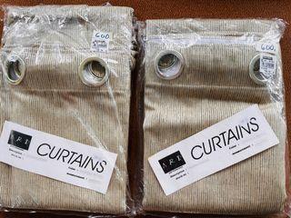 NEW/NEVER USED - x2 panels CURTAINS