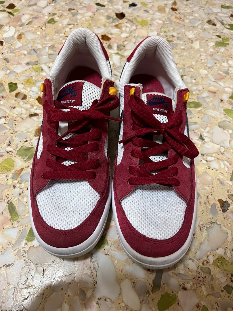 nike sb adversary white red
