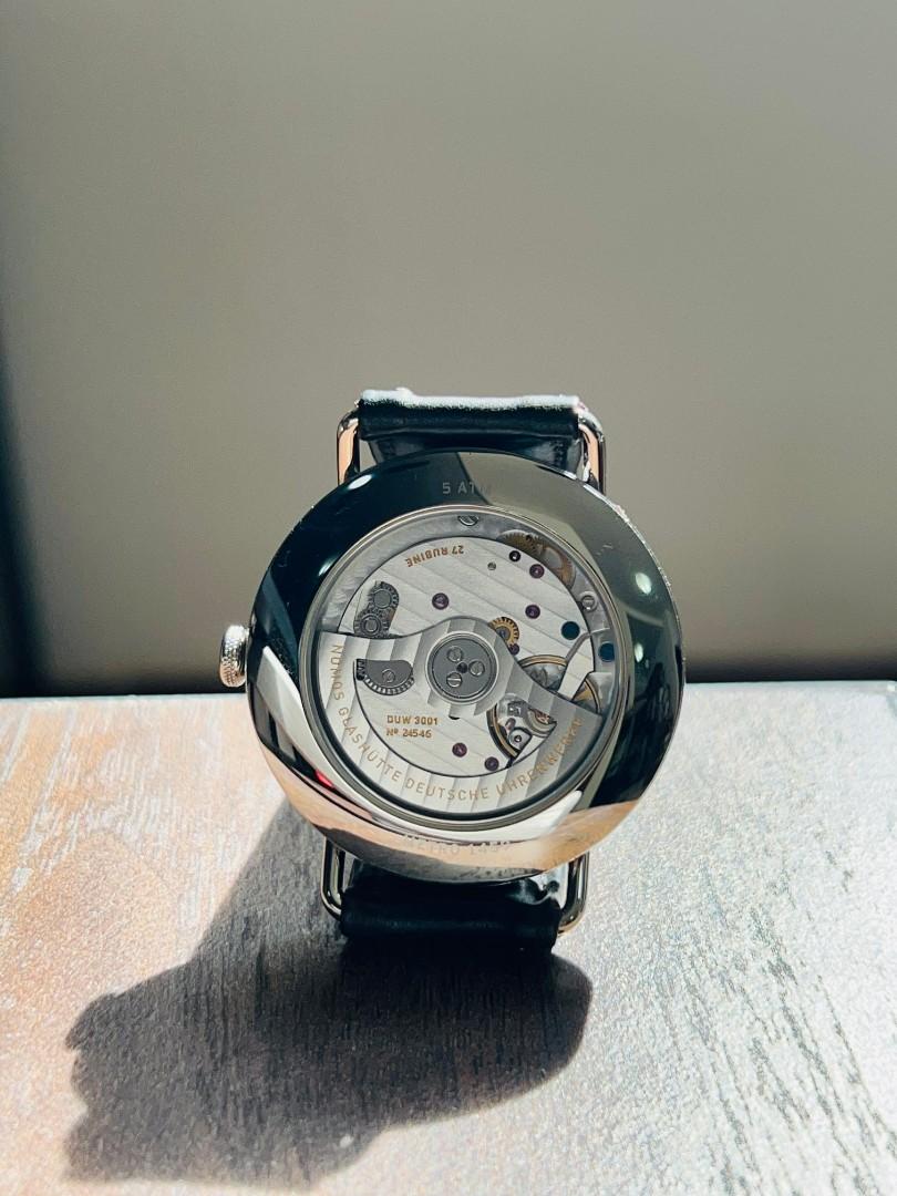 Nomos METRO NEOMATIK 39 Watch (Category: Watches) located in Singapore. Submitted by izzieyc (Listing ID 1190977917, Image 2). Description: Model: NOMOS METRO NEOMATIK 39 Reference: 1113 Case Diameter: 38.5mm Winding: Automatic New or Used: Used Box & Paper: Yes, full set Date of Purchase: April 2019 Retail price S$5,520 https://nomos-glashuette.com/en/metro/metro-neomatik-39-1113.