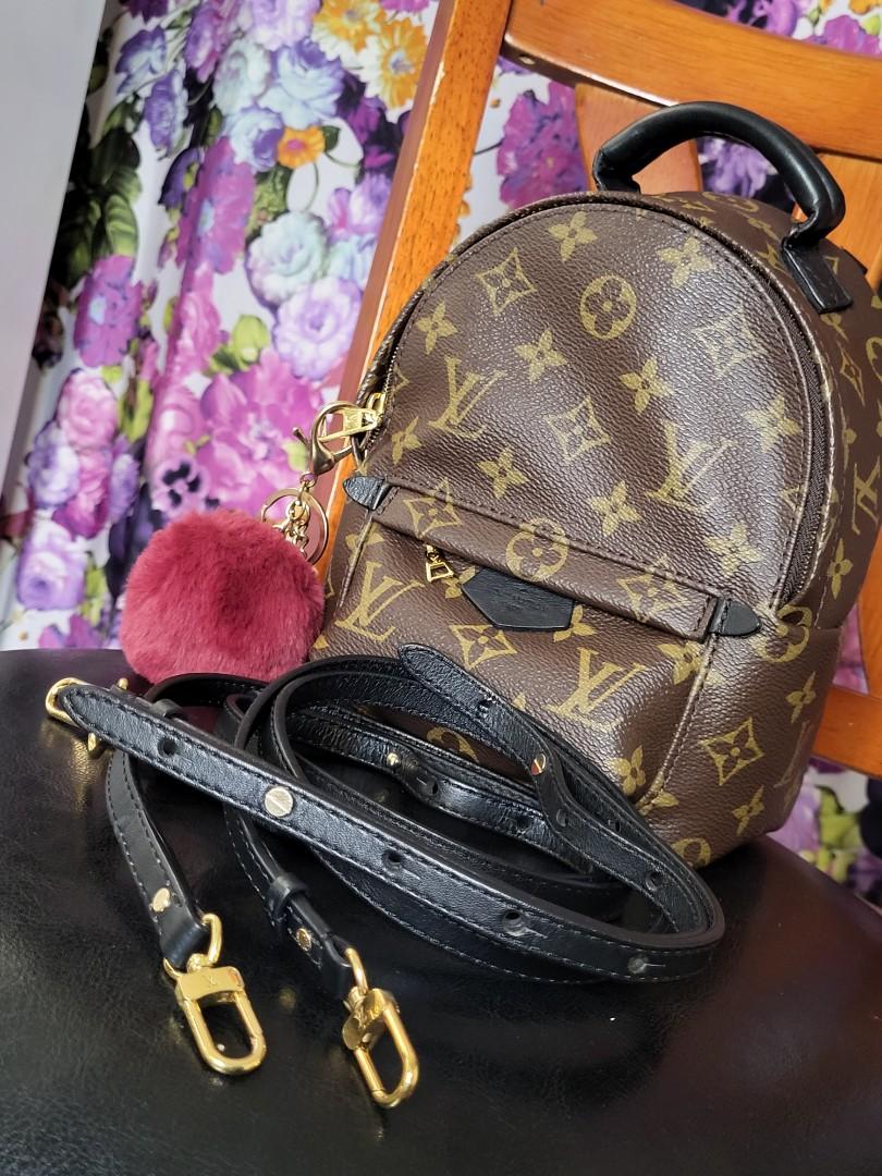 Palm Springs LV Pm size (Category: Luxury Bags & Wallets) located in Mandaluyong City. Submitted by AvekLuxuriesPh2020 (Listing ID 1191038380, Image 1). Description: 📍Guaranteed Original 📍Money Back Guaranteed 📍Store purchased ✅Complete inclusion ✅well Loved 🌸Also Showed in our FB Live Page🌸 .