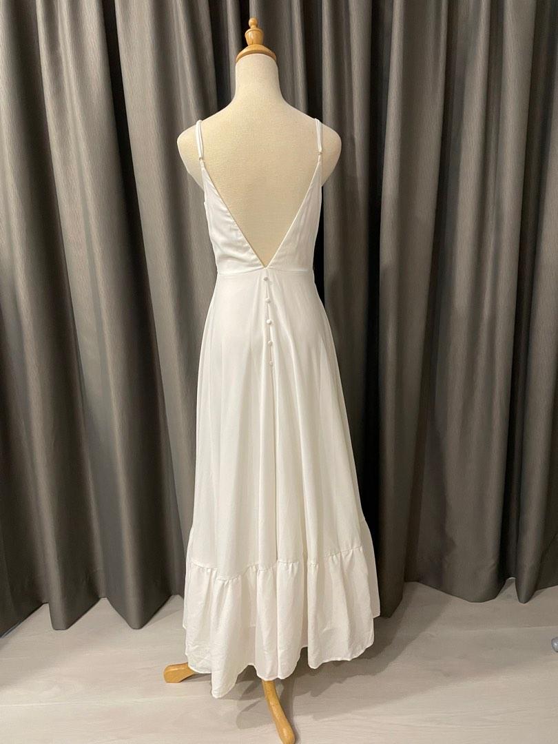 Panmorie ROM Dress in White - Room 8008, Women's Fashion, Dresses ...
