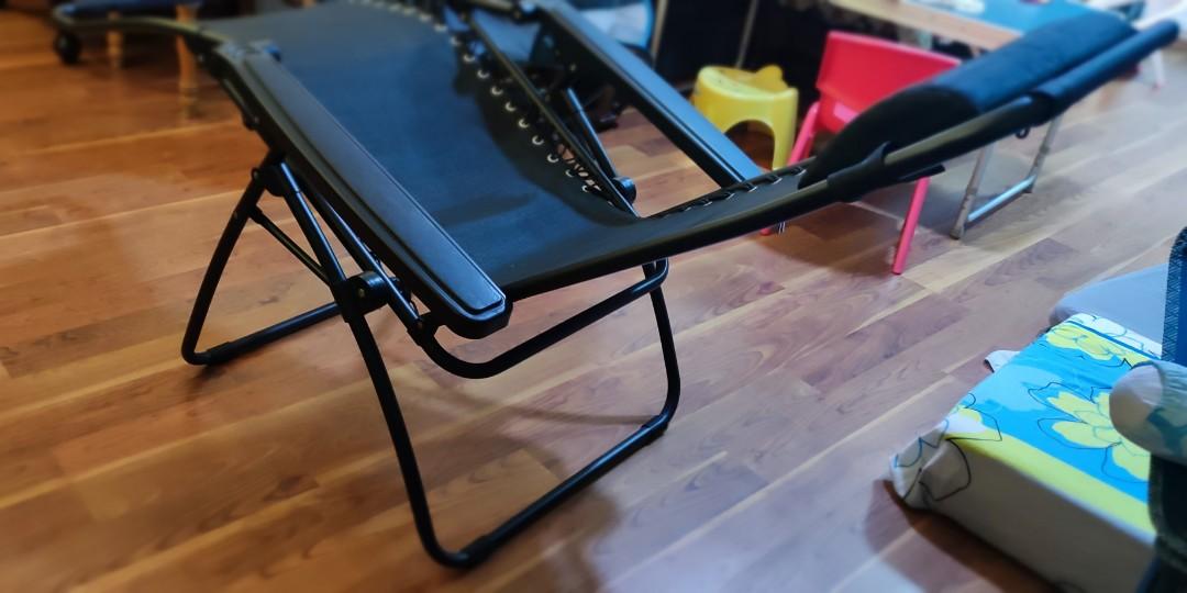 Portable reclining chair, Furniture & Home Living, Furniture, Chairs on