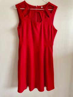 Red Sleeveless Dress with cutouts pattern & functional pockets