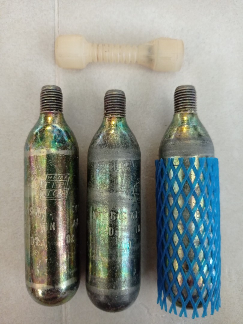 REMA CO2 tire inflation cartridge, Motorcycles, Motorcycle Accessories