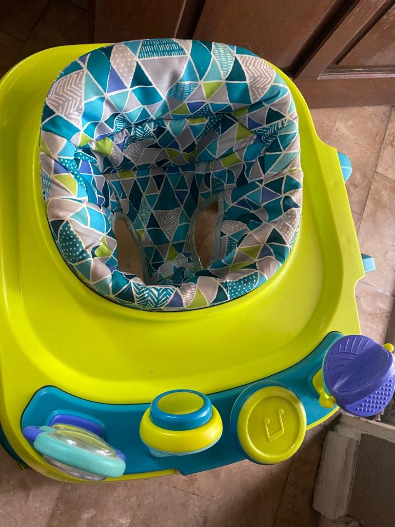 Safety 1st walker, Babies & Kids, Infant Playtime on Carousell