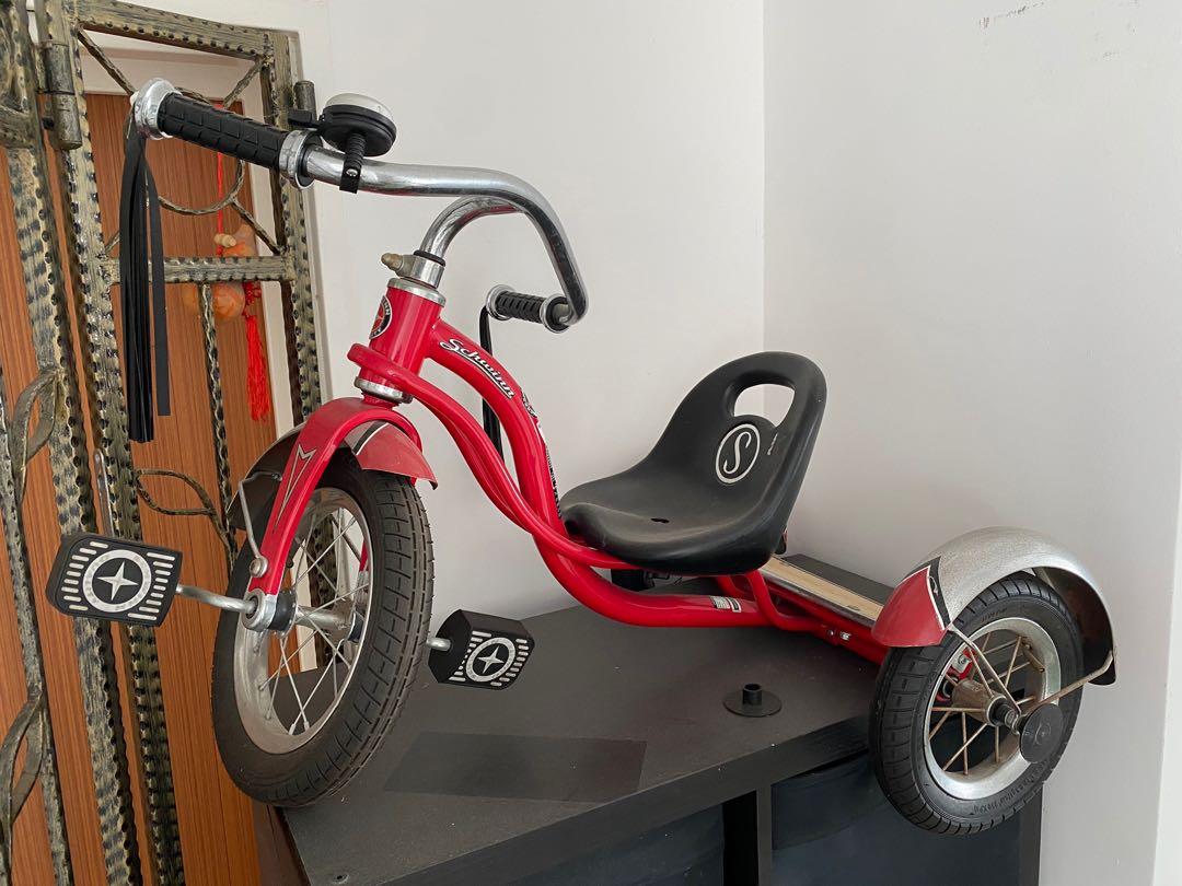 Triciclo schwinn shop roadster