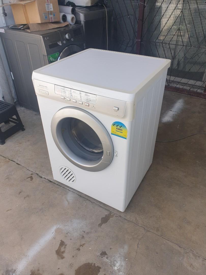 Used Electrolux vented clothes dryer 7.0kg, pengering baju drying