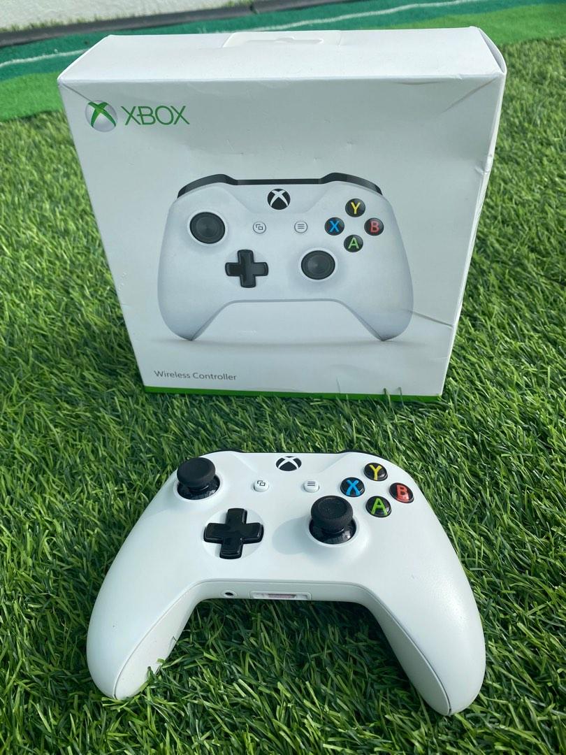 Used xbox one bluetooth controller hot sale