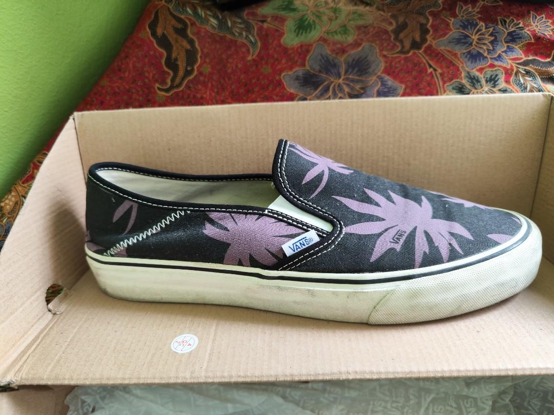 Vans Slip On Summer Leaf Men s Fashion Footwear Sneakers on