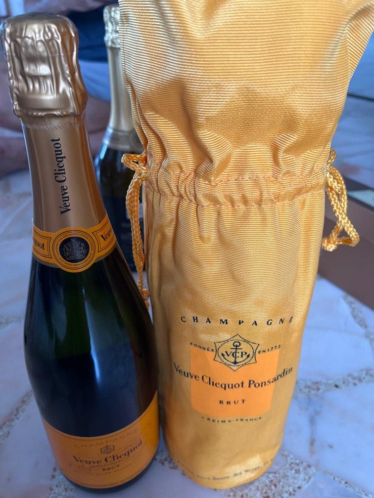 Veuve Cliequot champagne, Food & Drinks, Alcoholic Beverages ...