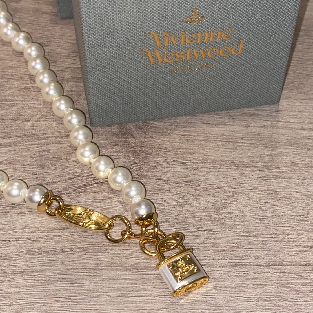 Vivienne westwood sale lock necklace