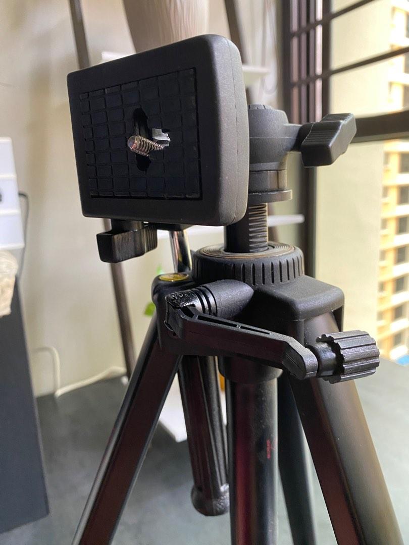 Vivitar Tripod, Photography, Photography Accessories, Tripods