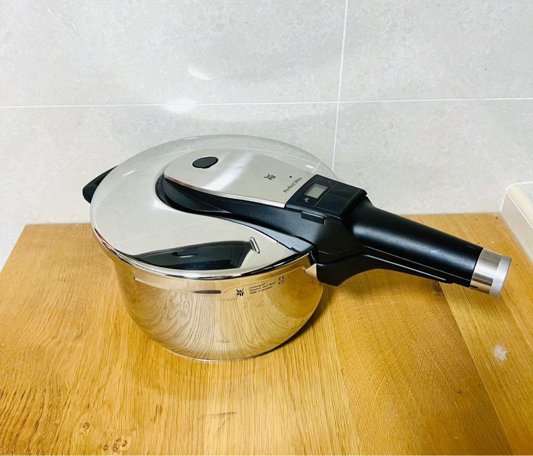 WMF Pressure Cooker 4.5L, TV & Home Appliances, Kitchen Appliances