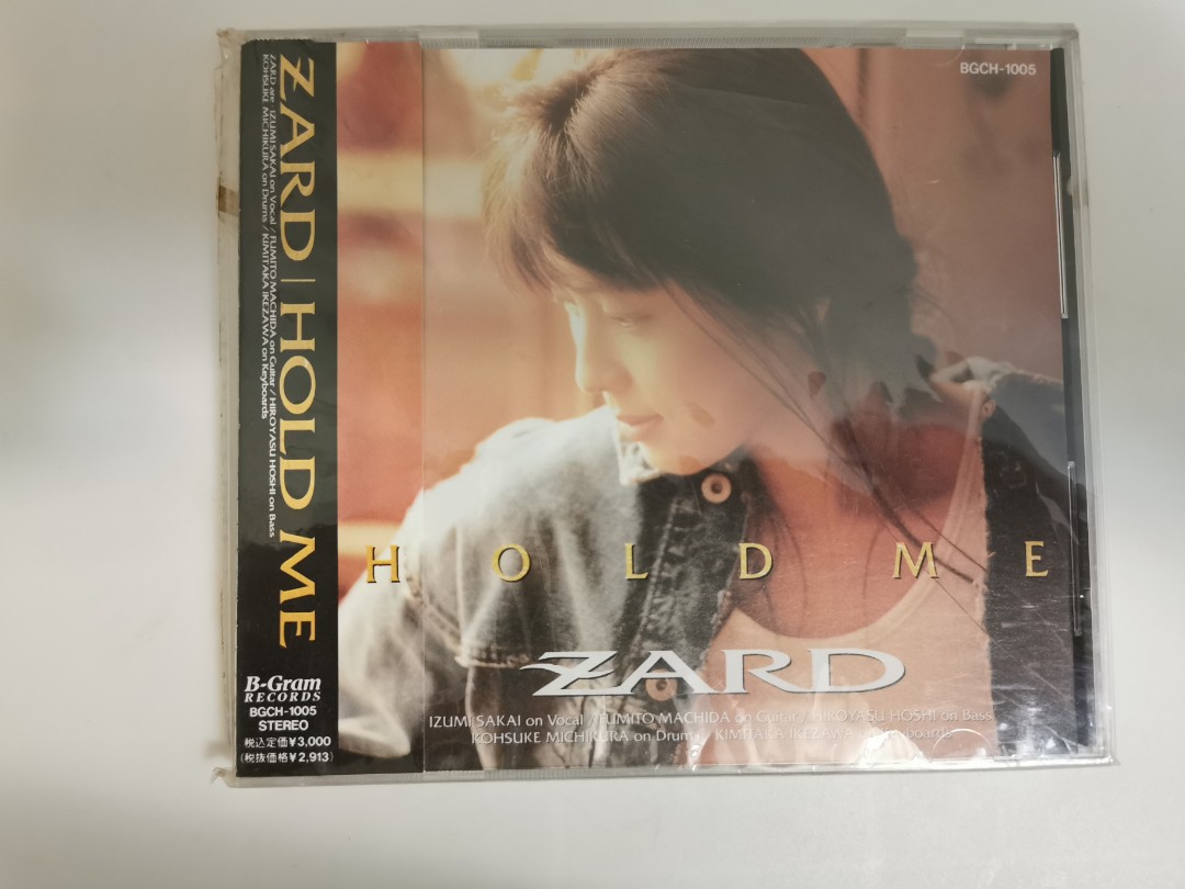 美品 ZARD Hold me Tシャツ サイズL 坂井泉水 ザード 希少 - 記念品 