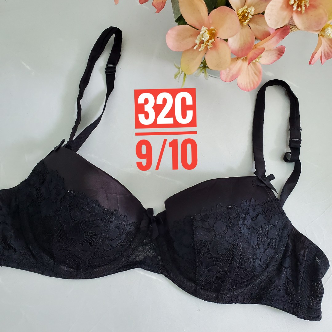 32c black bra, Women's Fashion, New Undergarments & Loungewear on Carousell