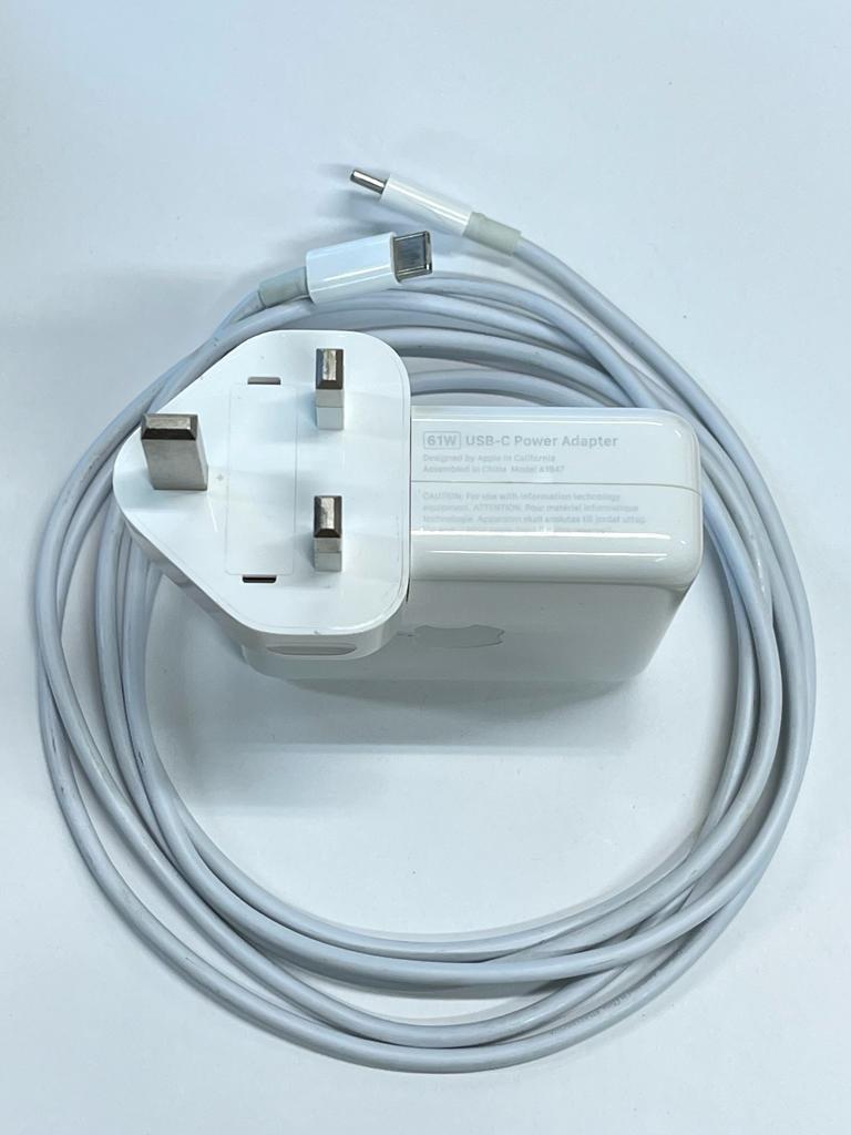 Apple 61W USBC Power Adapter with 2M USBC to USBC Cable 蘋果61W USBC