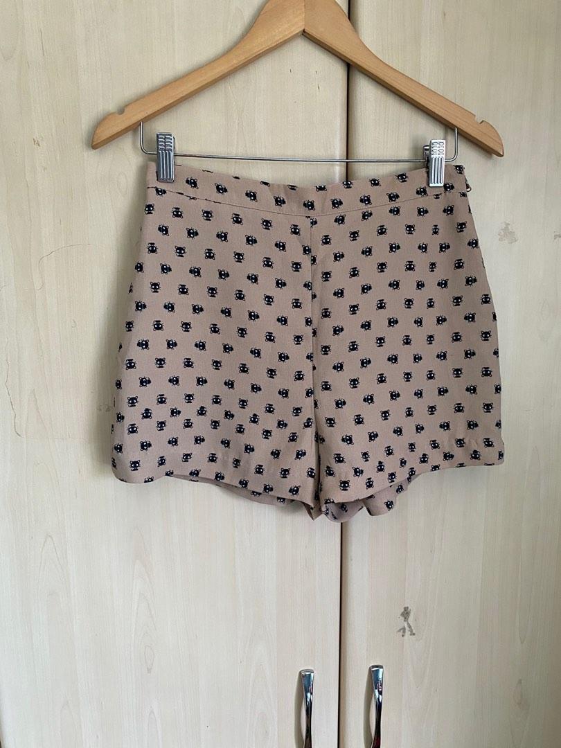 AUTH FOREVER 21 X HELLO KITTY COLLAB SHORTS (Category: Shorts) located in Pasig City. Submitted by babyiceice (Listing ID 1191172471, Image 1). Description: NO MEETS UPS***NO TRADES***NO WHEN WORN PICTURE***NO MEASUREMENTS PLS READ THE DESCRIPTION CAREFULLY AND LOOKAT THE PICTURES POSTED, NO COMPLAINTS OR REFUND WILL BE ENTERTAINED WITH ANY OF THE FLAWS POSTED OR PICTURED. USED 1x ONLY EXCELLENT CONDITION ALL SALES FINAL NO RETURN NO EXCHANGE NO 