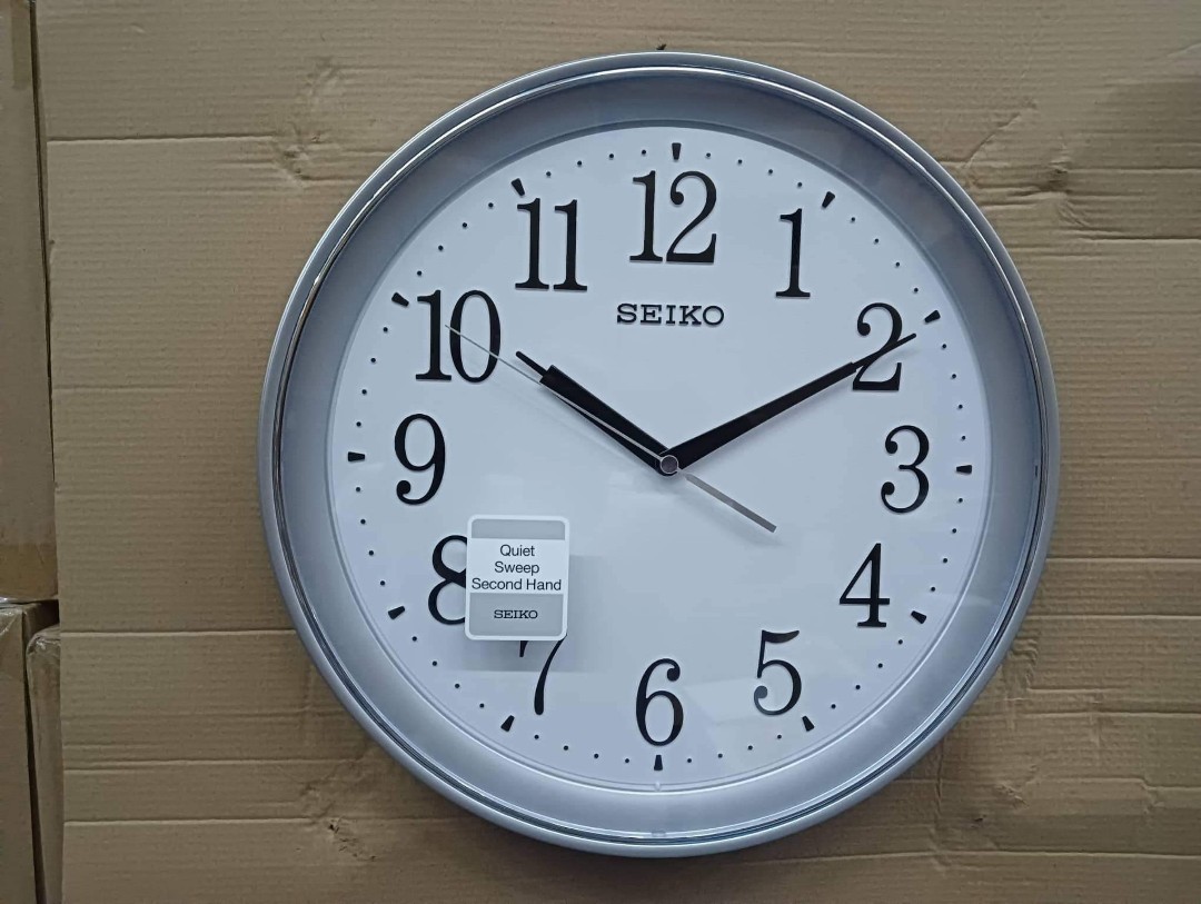 Authentic Seiko wall clock, Furniture & Home Living, Home Decor, Clocks on  Carousell