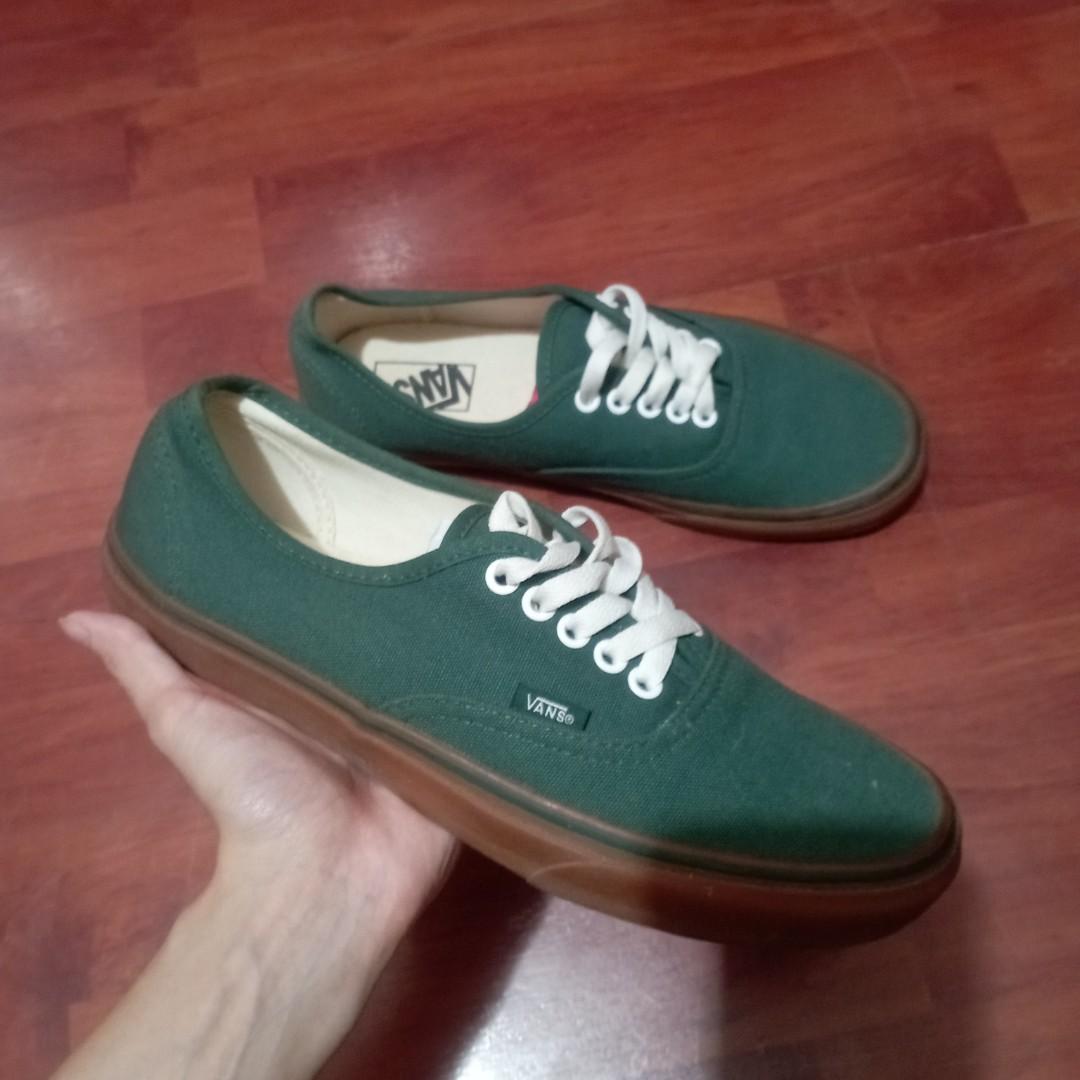 Green vans gum sole top