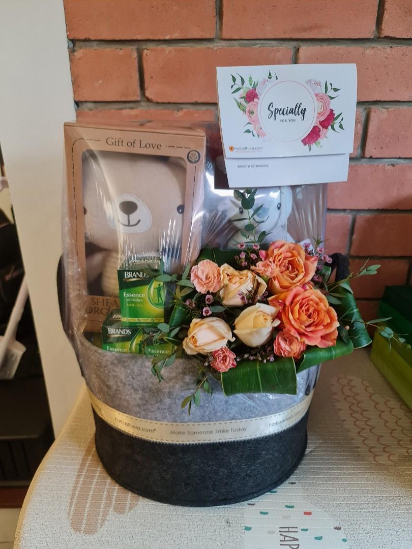 Far east deals flora baby hamper