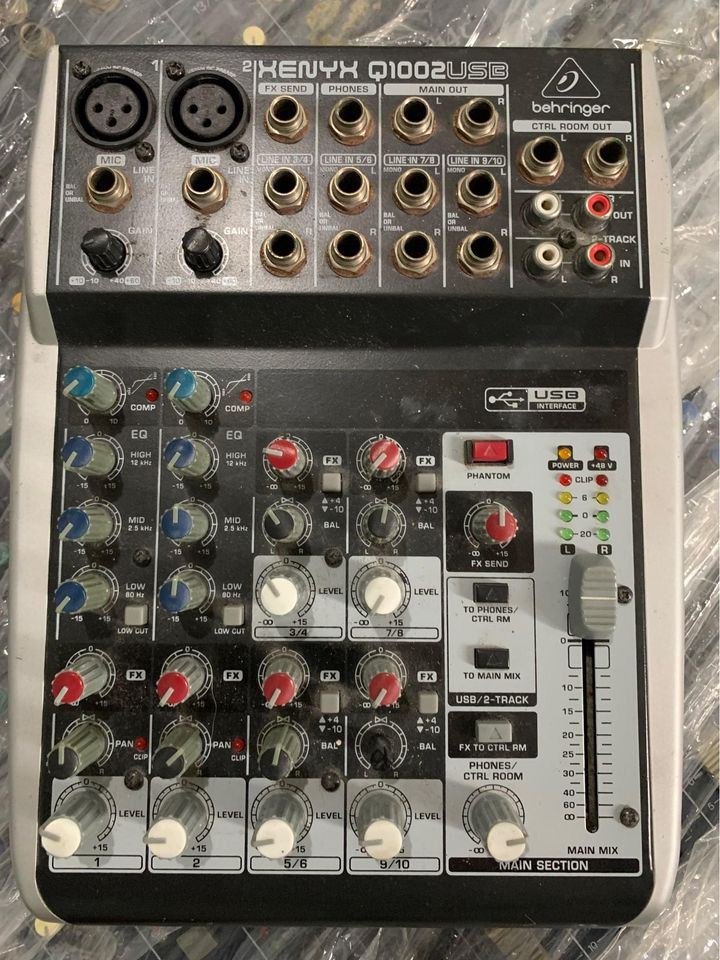 Behringer XENYX QX1002USB Premium 10Input 2Bus Mixer audio mixing