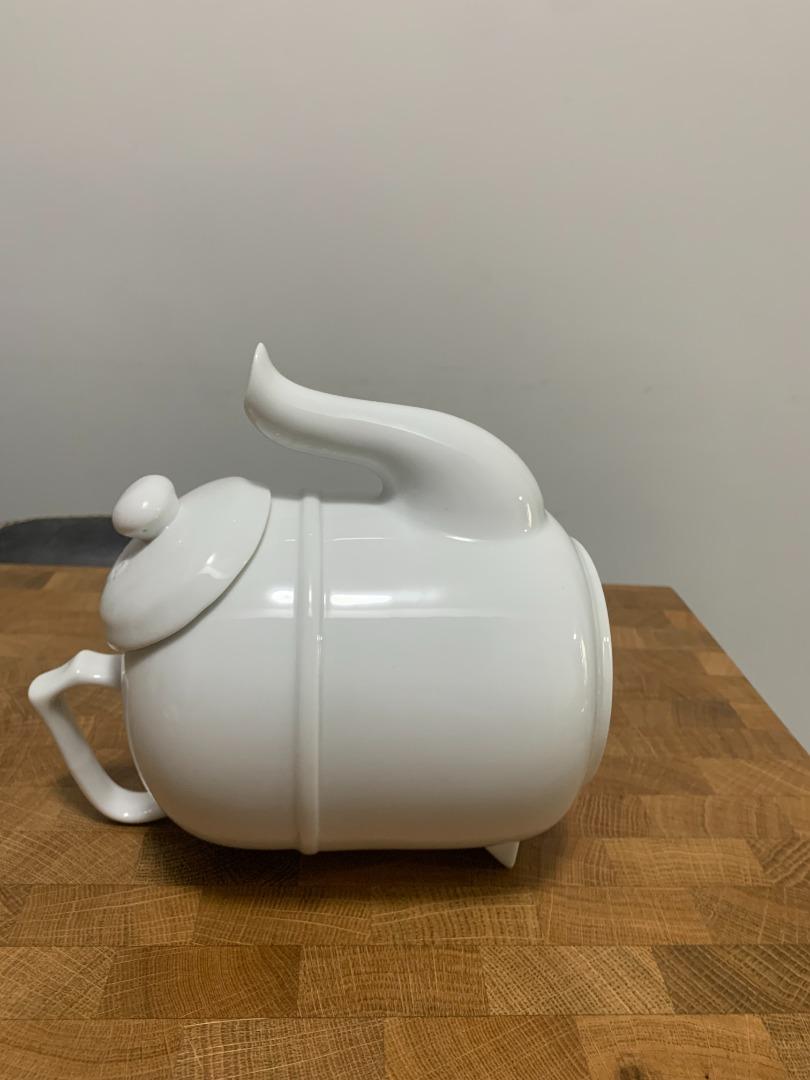 Teapot - Ronnefeldt Modern 4-6 Cup 8L with Strainer