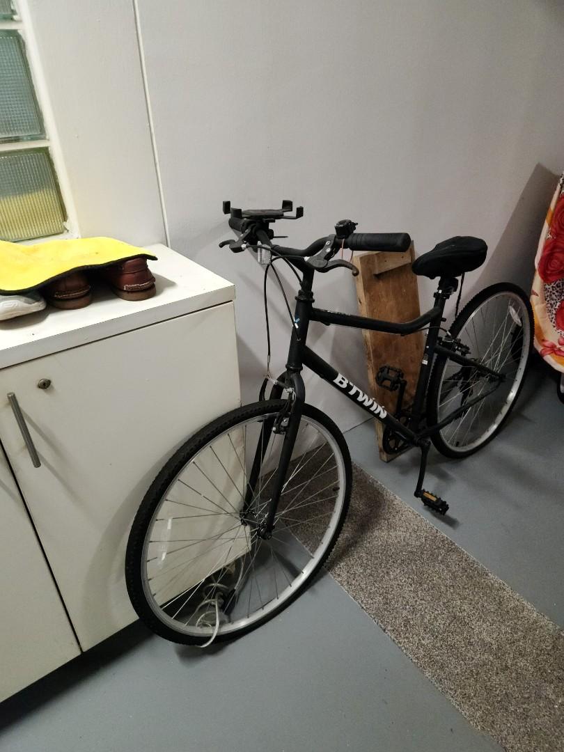 Btwin Riverside 100 (Cycled once), Sports Equipment, Bicycles & Parts