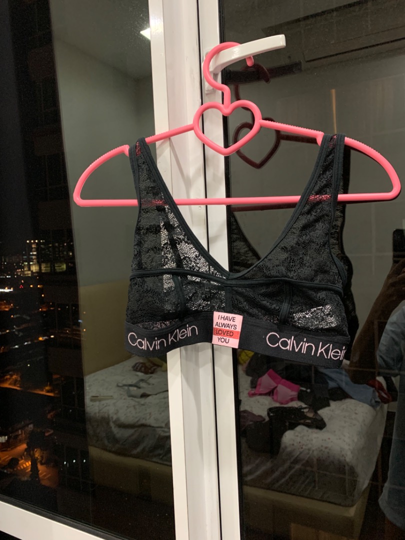 Calvin Klein Lace Bralette / Bra Top, Women's Fashion, New Undergarments &  Loungewear on Carousell