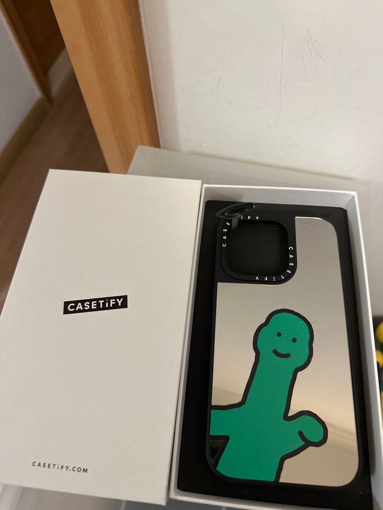 Casetify 14pro 恐龍手機殻, 手提電話, 電話及其他裝置配件, 手機套及