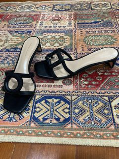(Category: ) located in . Submitted by lovedbymarissa (Listing ID 1191258593, Image 1). Description: .